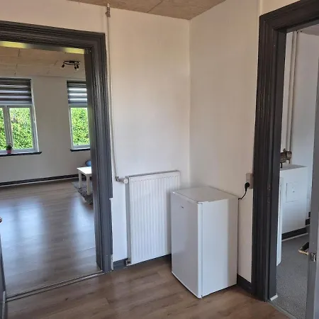 Nederballe 12 شقة Brandsbol
